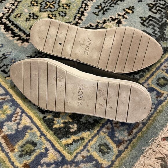 Vince women’s Slip-on Sneaker size 6 - Picture 6 of 7